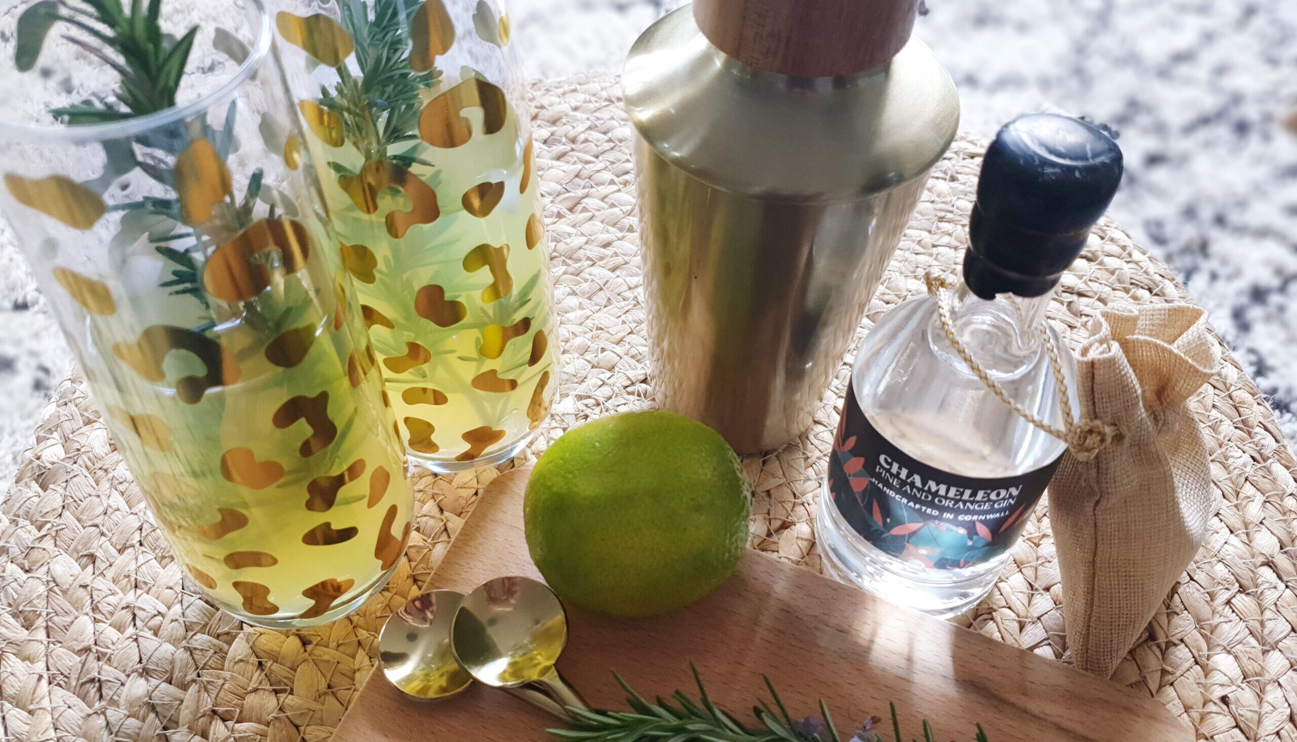 Colour changing Chameleon Gin