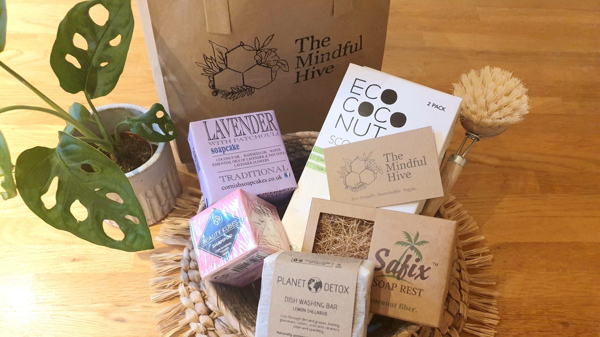 Choose sustainable swaps with an eco starter kit from The Mindful Hive